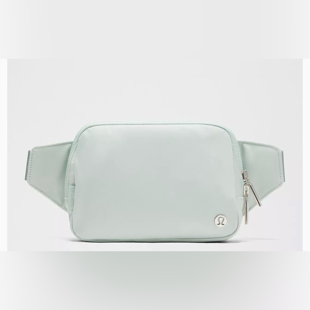 Lululemon Everywhere Belt Bag Large w/ Long Strap NWT